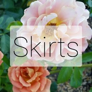 🌹Skirts starting at $20🌹